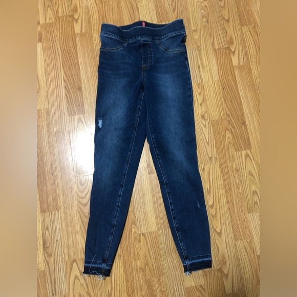 Spanx Distressed Ankle Skinny Jeans, Medium Wash - like new condition! Small - Picture 1 of 3